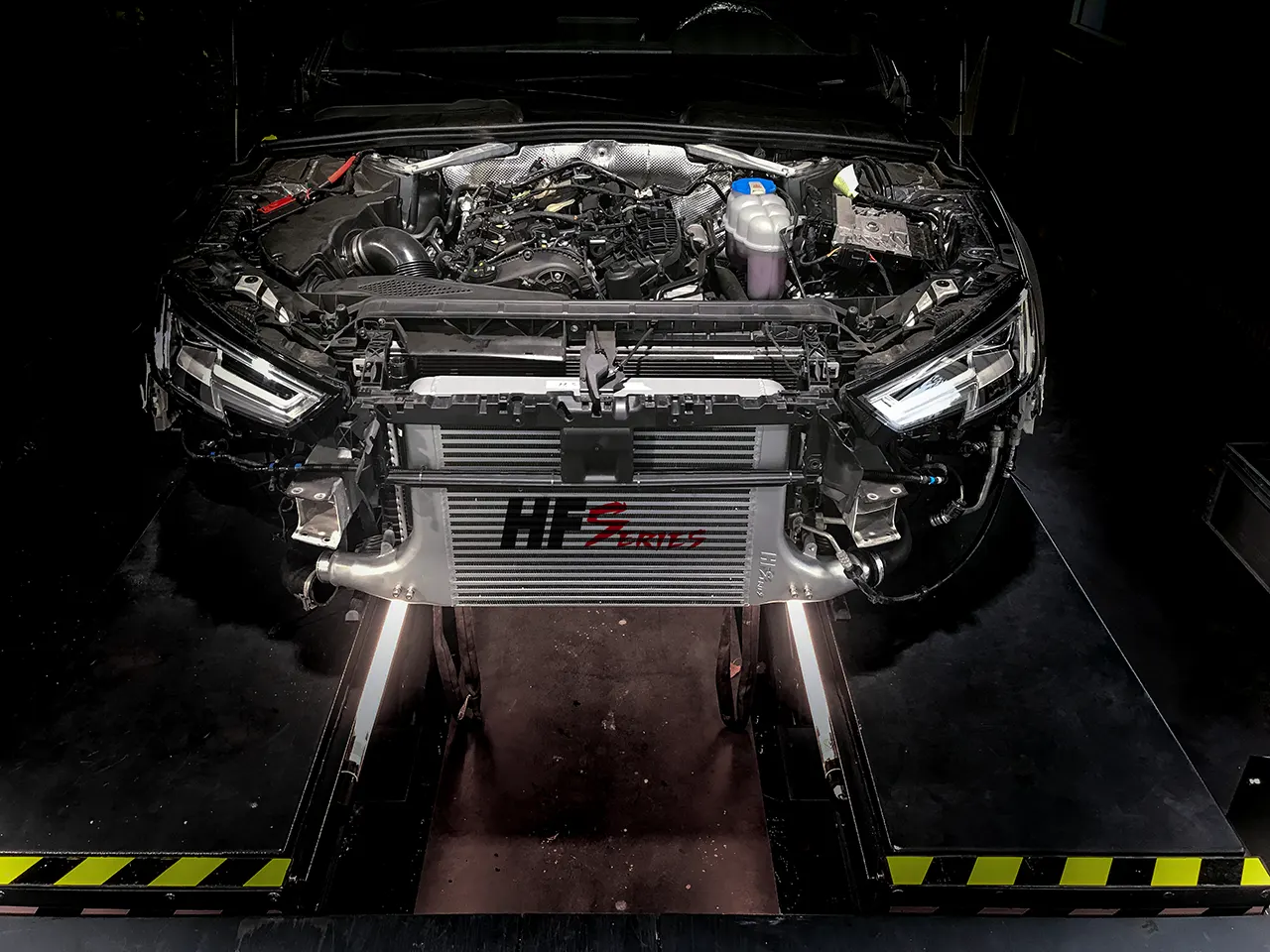 HF-Series Ladeluftkühler Audi S4/S5 B9 3.0 TDI