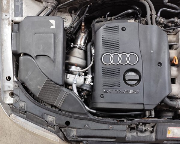 1.8T längs Plug & Play Turbo Kit: Pulsar G25-550 + Krümmer + Downpipe + Leitungen + Ansaugrohr