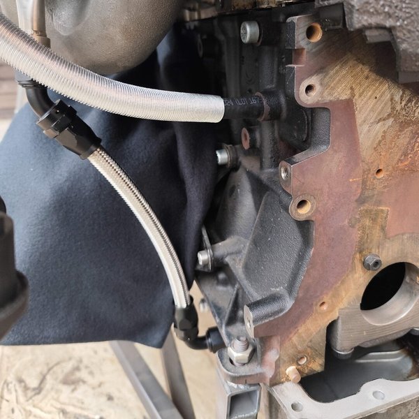 1.8T längs Plug & Play Turbo Kit: Pulsar G25-550 + Krümmer + Downpipe + Leitungen + Ansaugrohr