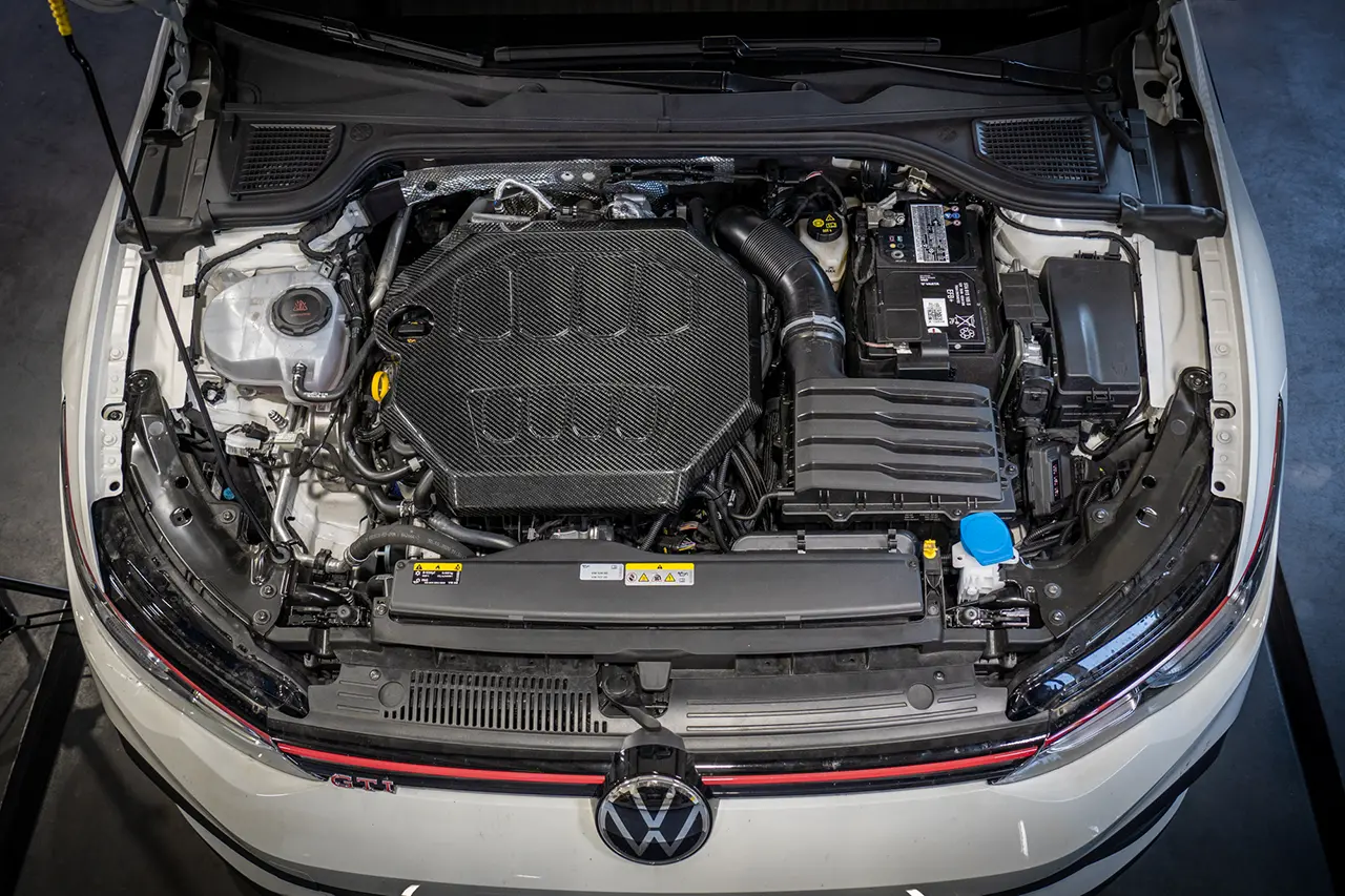 Carbon Motorabdeckung EA888 Gen.4 (z.B. Golf 8 GTI/CS/R, Audi S3 8Y, Formentor)