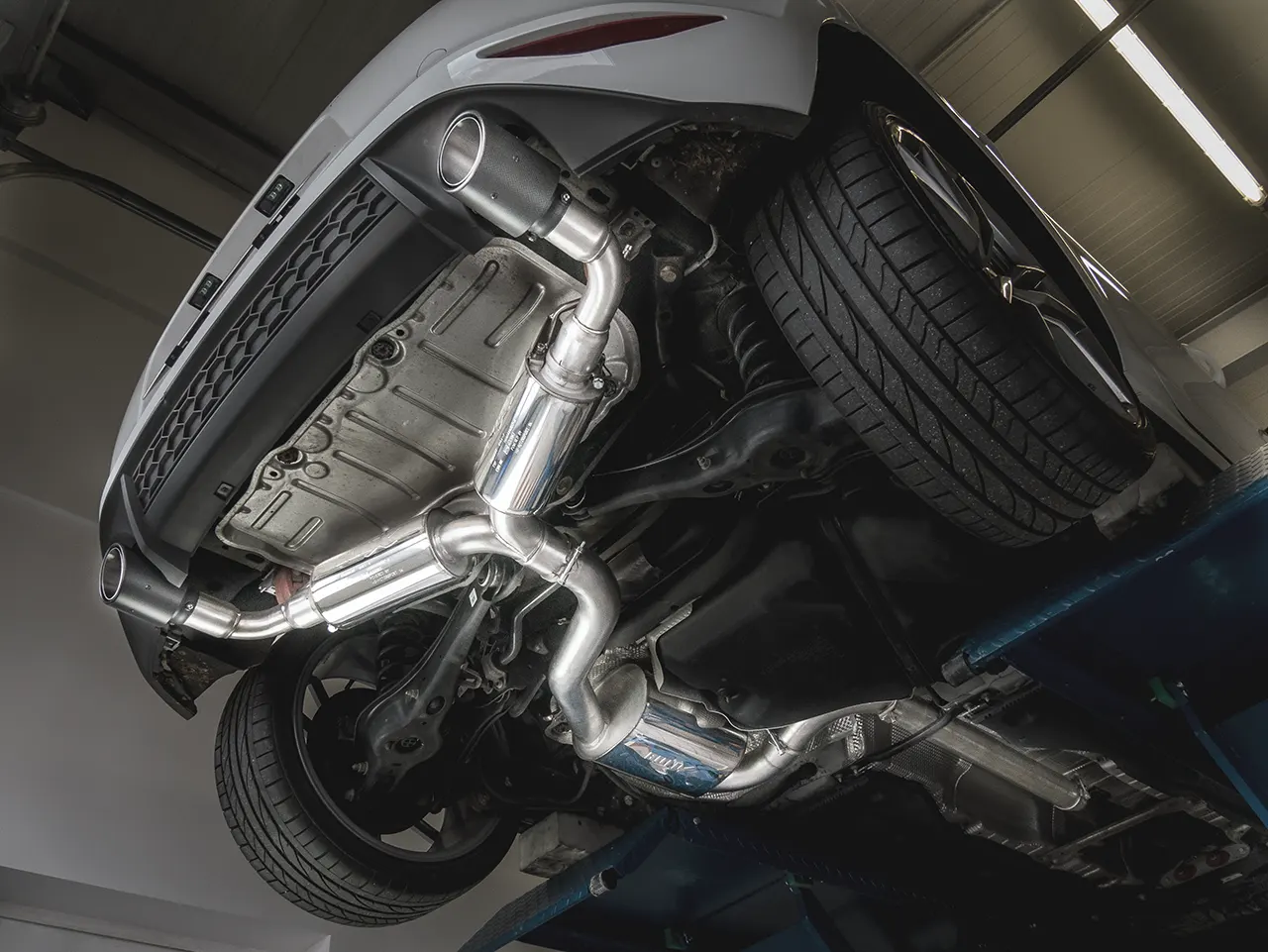 Bull-X Abgasanlage 3" Y-Style "VAG02" 1K Plattform 1.4/1.8-2.0 T(F)SI FWD (z.B. Golf 6, A3 8P)