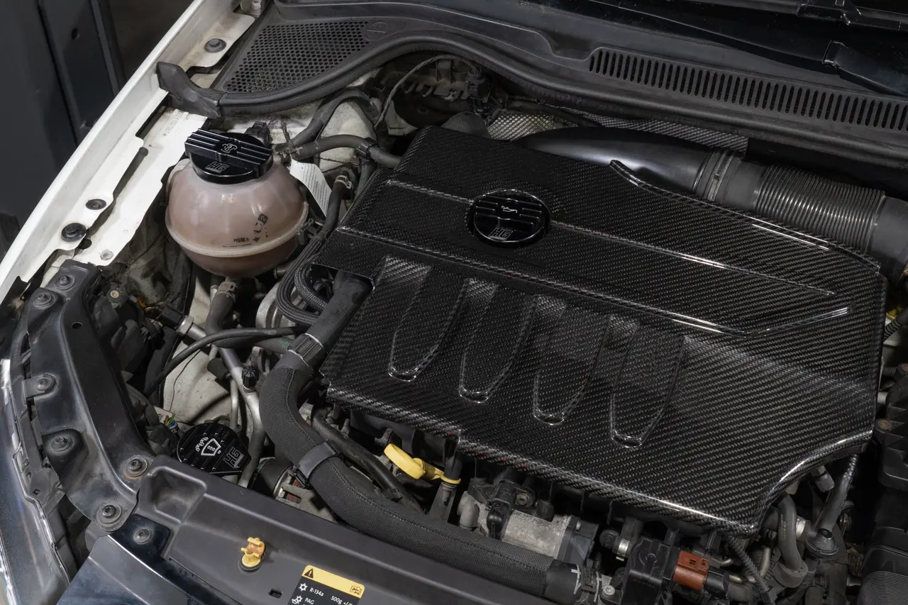 Carbon Motorabdeckung TTS-Style HFI Intake EA113 2.0 T(F)SI (Golf 5/6 etc.)