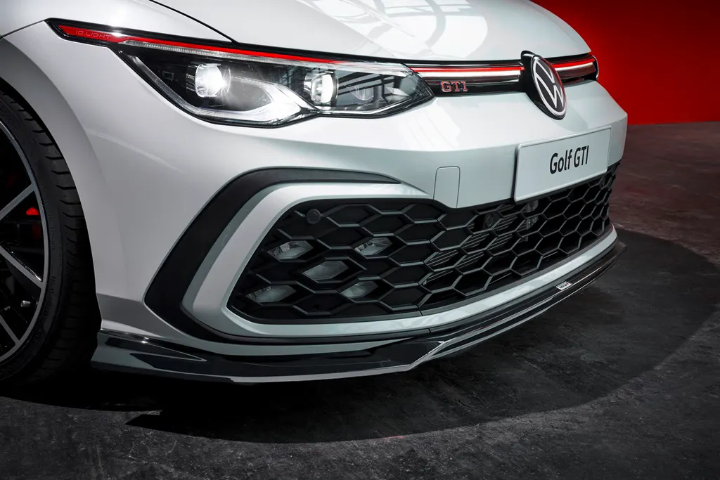OETTINGER Frontspoiler Golf 8 GTI/ GTD/ GTE/ R-Line