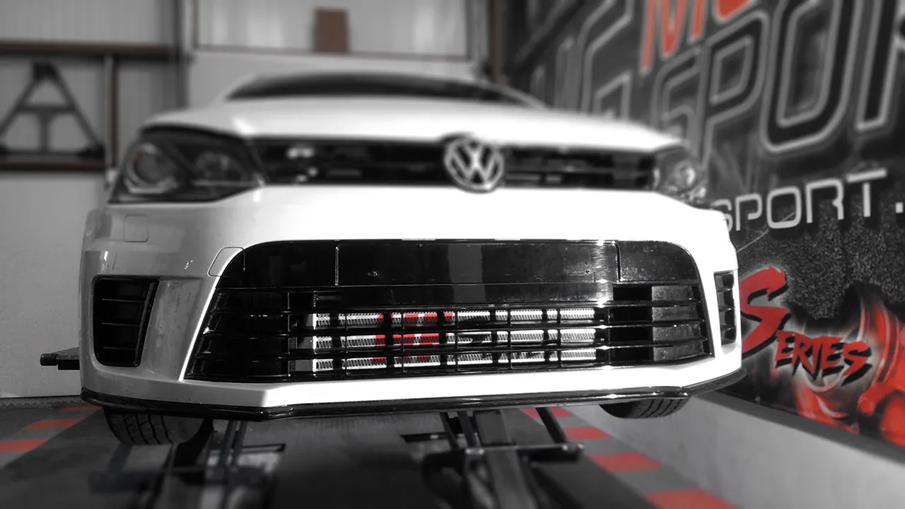 HF-Series Ladeluftkühler VAG 1.4/1.8/2.0 T(F)SI (z.B. Polo GTI/ WRC, A1 8X)
