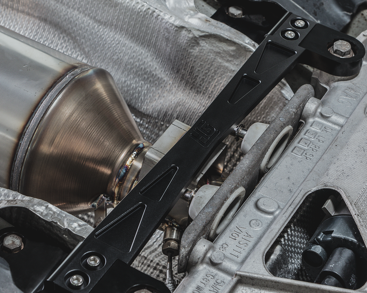 Frontrahmenstrebe/Hilfsrahmen Subframe Brace  VAG MQB & MBQ Evo