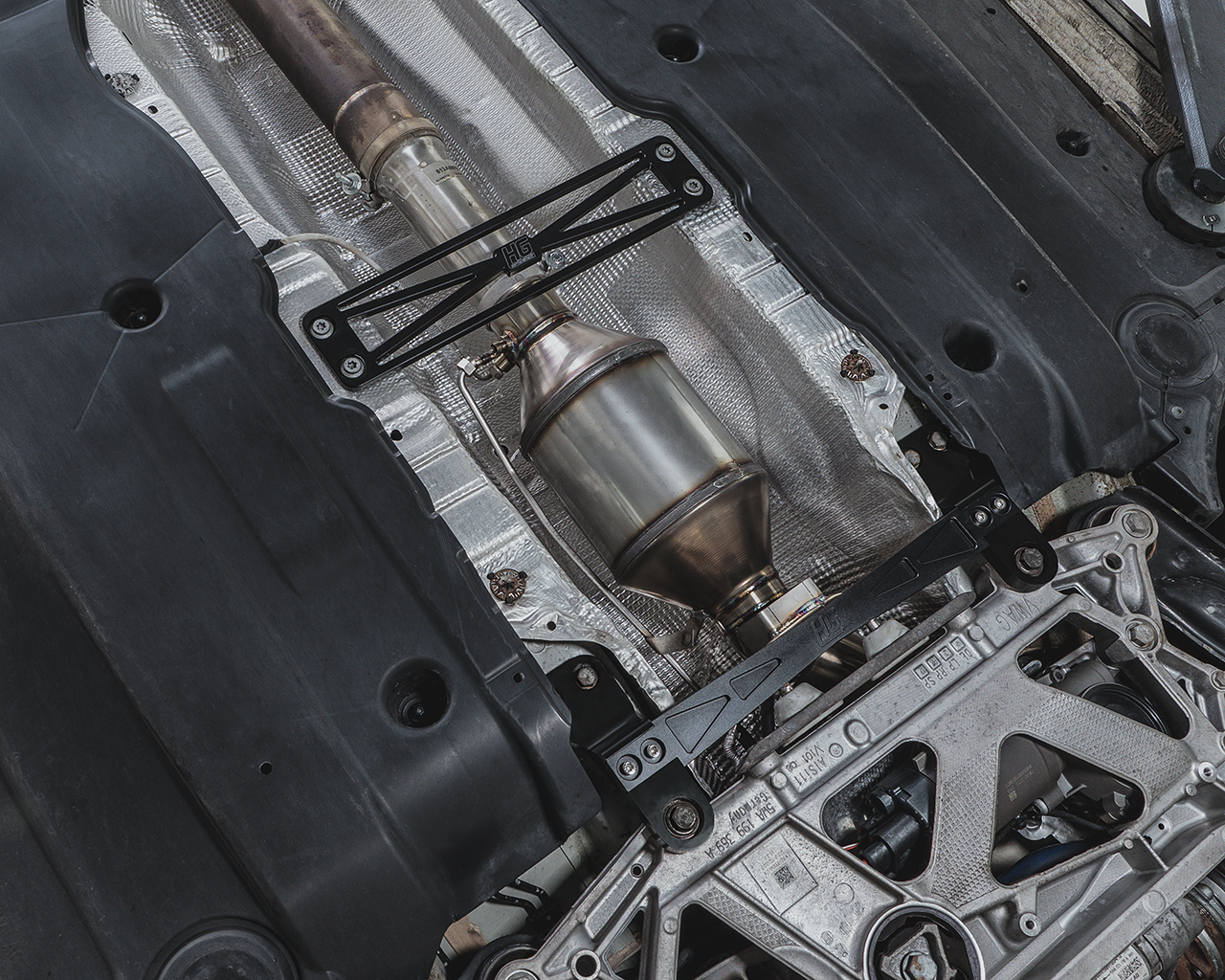 Frontrahmenstrebe/Hilfsrahmen Subframe Brace  VAG MQB & MBQ Evo