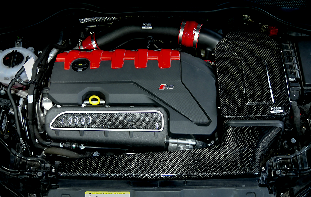 Echt-Carbon Saugrohrabdeckung Audi RS3 8V/8Y, TTRS 8S 367/400PS