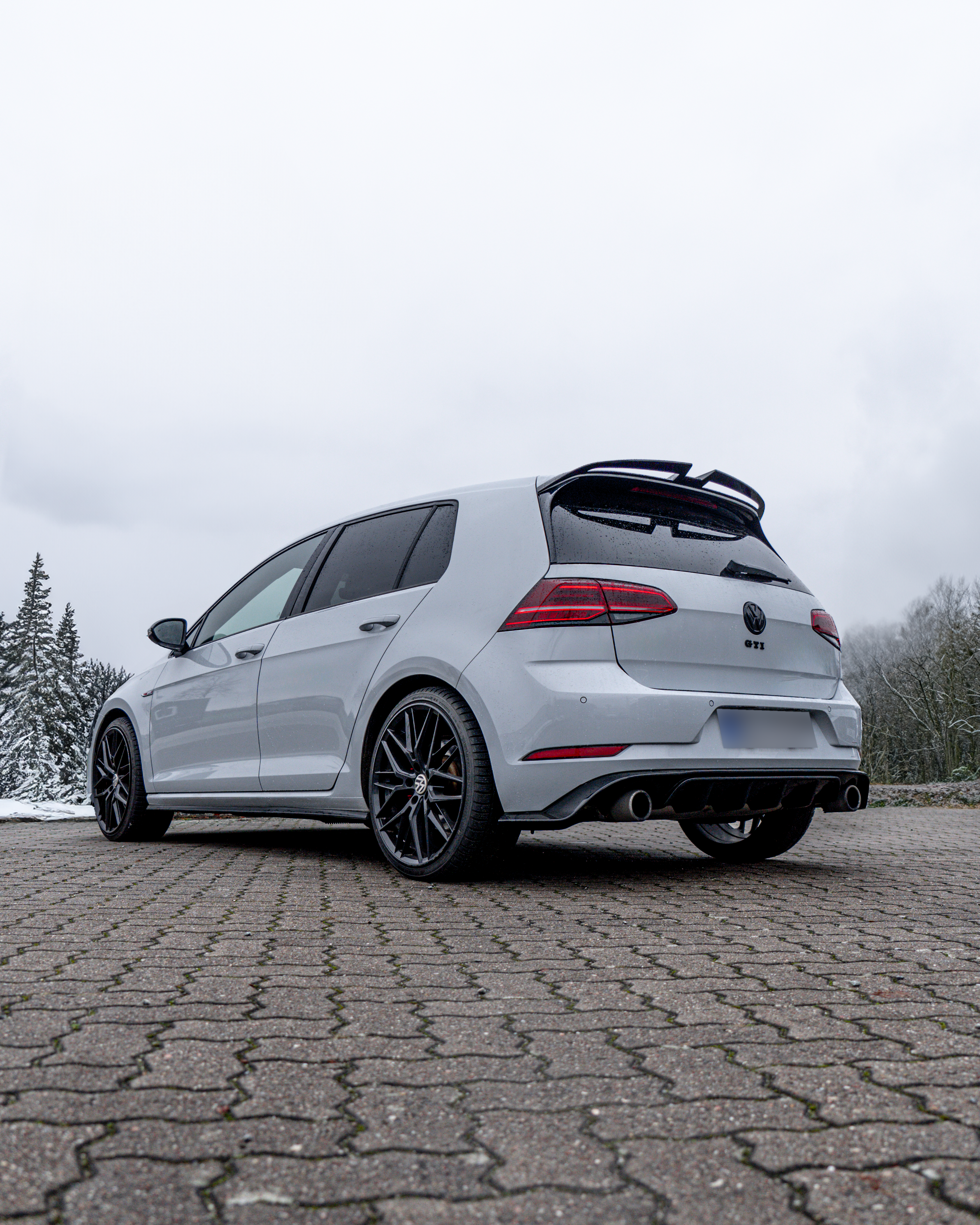 Heckspoiler VW Golf 7R / R Line / GTI / GTD / GTE /E-Golf (Facelift +Vorfacelift)