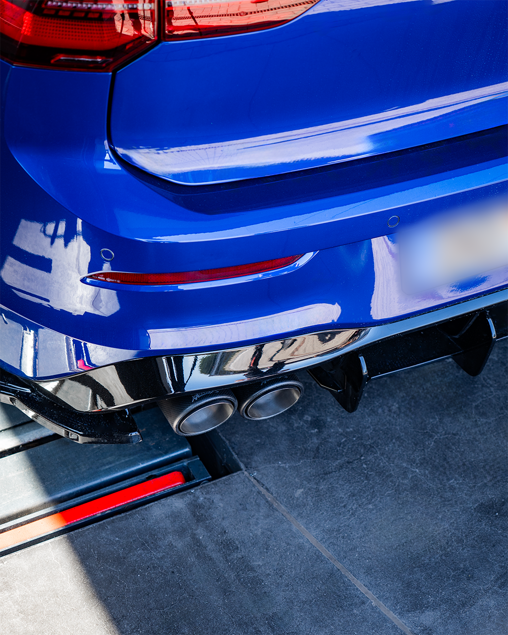 EGO-X Abgasanlage 3,5" VW Golf 8 R 320/333PS (ab 96dB)