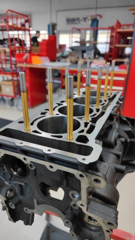 VAG High End Stehbolzen Gold Series Zylinderkopf BAR-TEK®