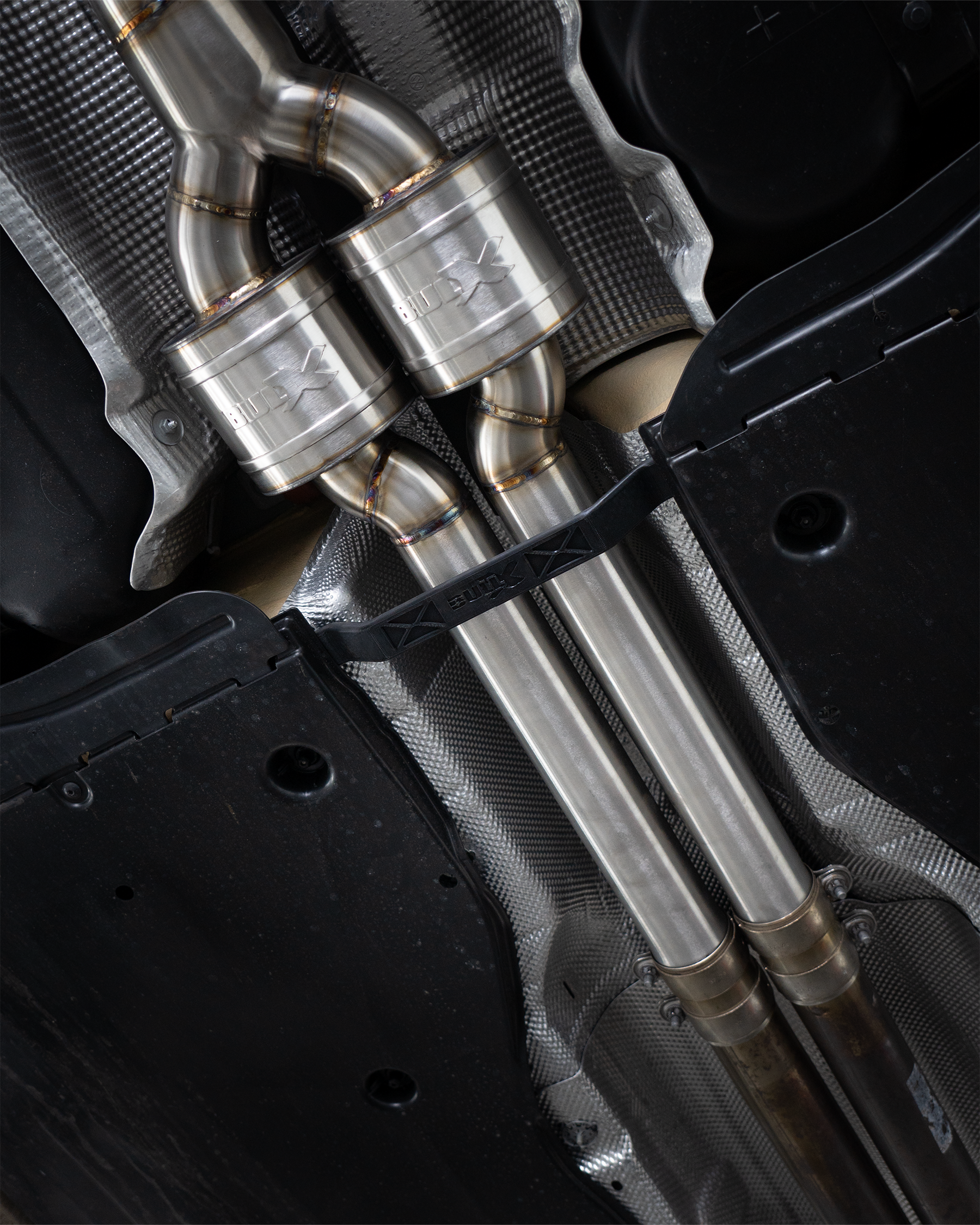 Abgasstrebe / Hilfsrahmen Subframe Brace  VAG MQB & MBQ Evo
