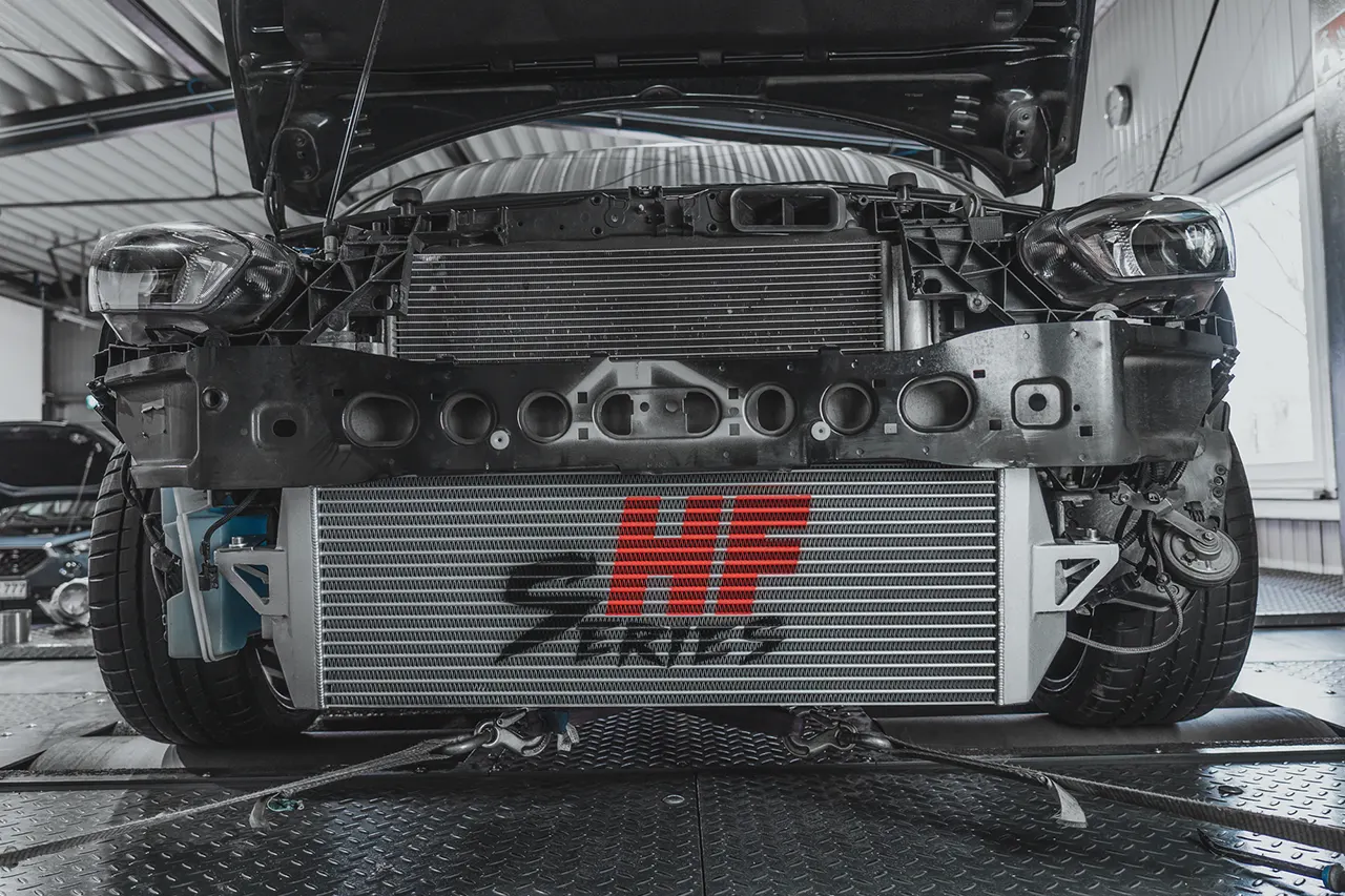 HF-Series Ladeluftkühler Ford Focus ST Mk.3 250PS