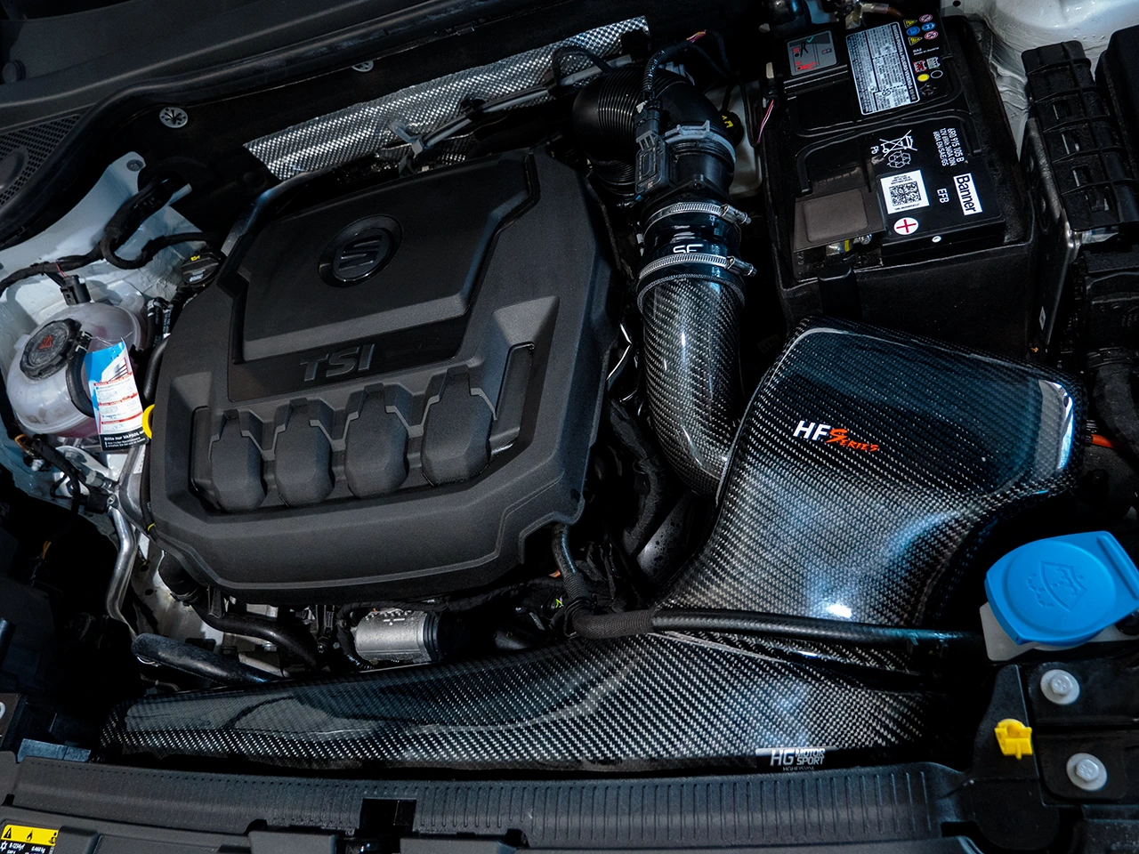 HFI Carbon Air Intake Kit Gen.3 VAG 2.0 TSI EA888 Gen.3 VW Tiguan 5N, Seat Ateca 5F