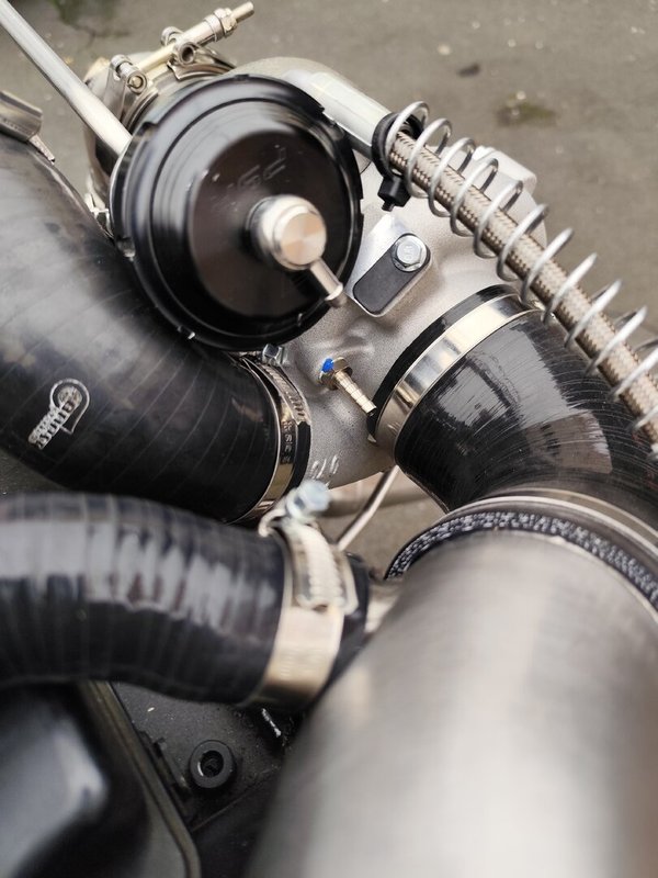 1.8T 20V Plug & Play Turbo Kit: Pulsar G25-550 + Stoßaufladungskrümmer + Downpipe