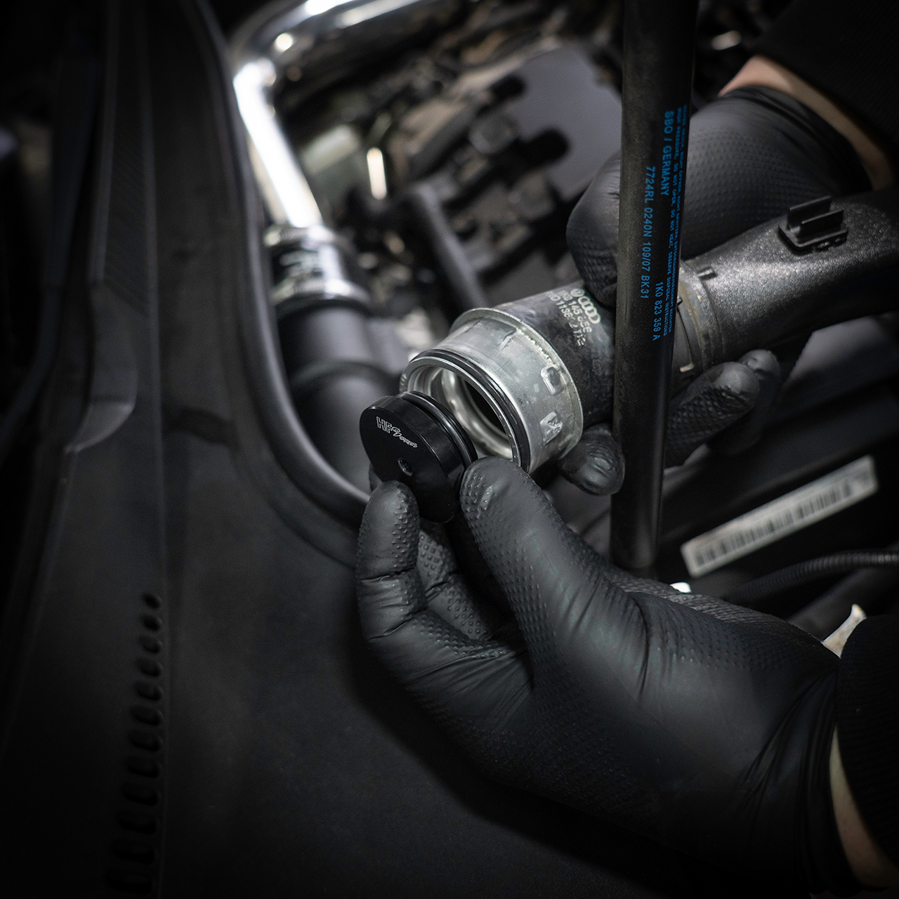 Geräuschverstärker Deaktivierung Blindstopfen VAG 2,0 TFSI (z.B Golf 5/6)