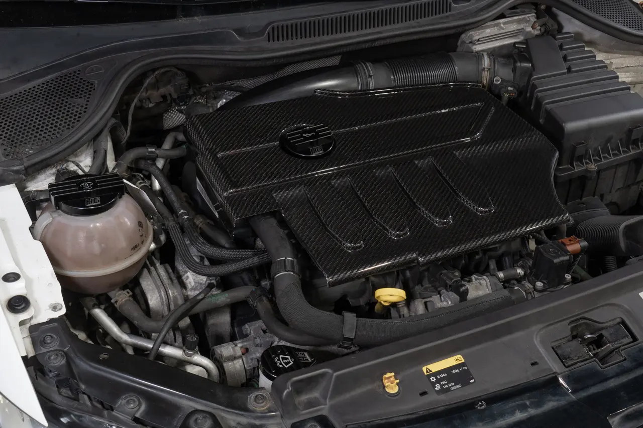 Carbon Motorabdeckung TTS-Style HFI Intake EA113 2.0 T(F)SI (Golf 5/6 etc.)