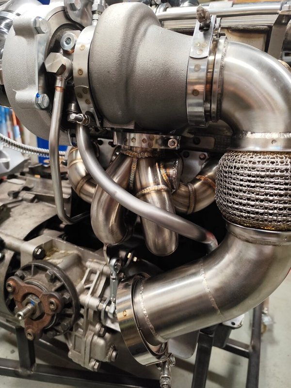1.8T 20V Plug & Play Turbo Kit: Pulsar G25-550 + Stoßaufladungskrümmer + Downpipe