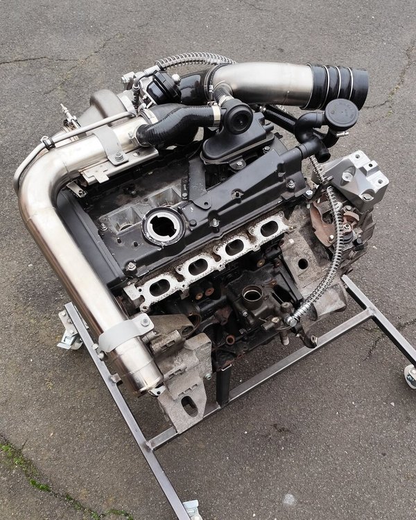 1.8T 20V Plug & Play Turbo Kit: Pulsar G25-550 + Stoßaufladungskrümmer + Downpipe
