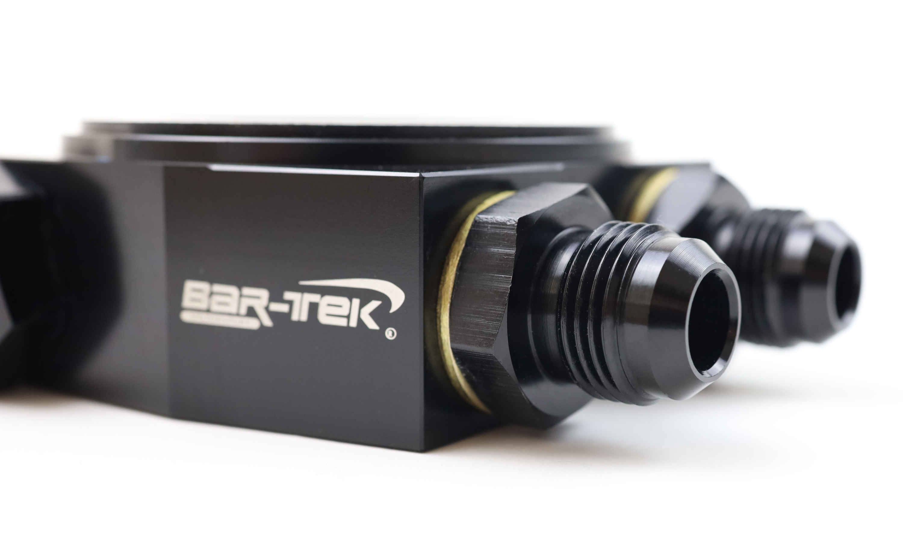 Ölkühlerflansch mit Thermostat Dash 8 BAR-TEK®